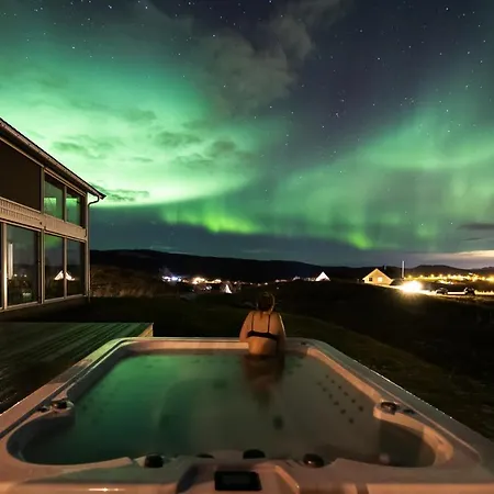 Aurora Borealis Observatory Resort *